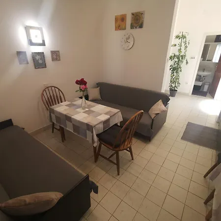 With A Parking Space - 22937 Appartamento Crikvenica